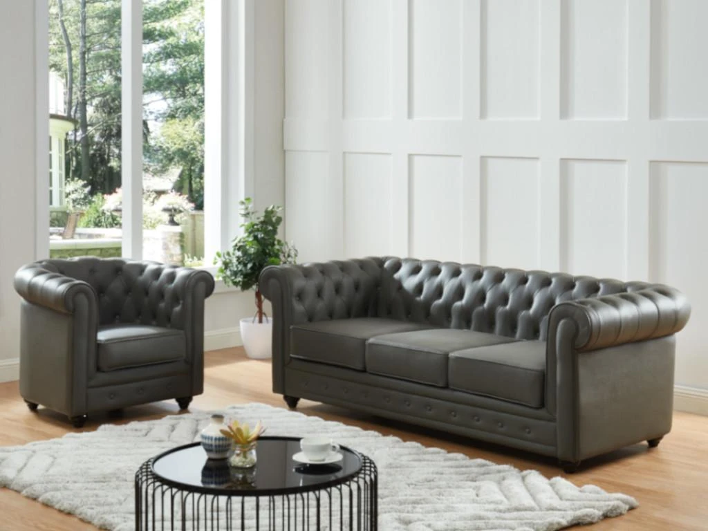 Canapé 3 Places En Cuir De Buffle CHESTERFIELD - Gris 1 Canapé 3 Places En Cuir De Buffle CHESTERFIELD - Gris