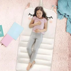 Tapis De Sieste Pour Enfant Licorne -Promos Chesteris Boutique linge de salon 13465097